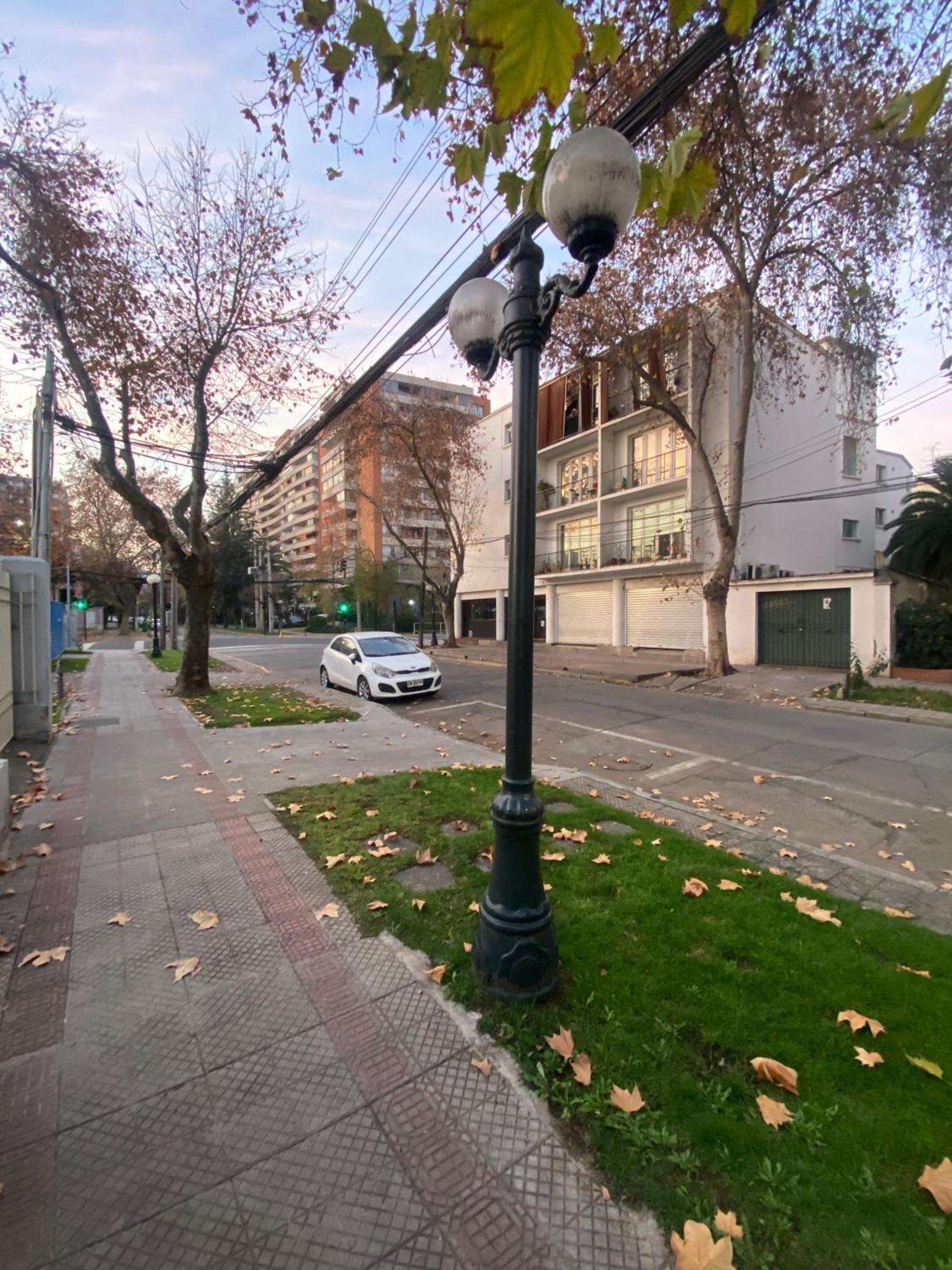 Departamento En Providencia Casa Roman Сантьяго Экстерьер фото